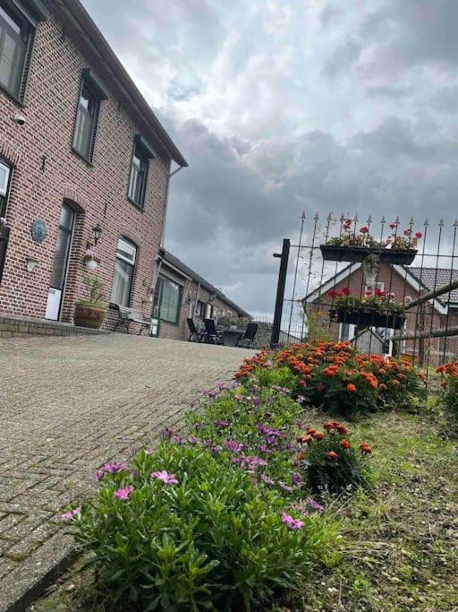 Villa Charming Authentic Renovated Farm Cadier en Keer Exterior foto